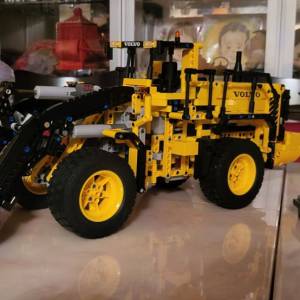 Lego technic 42030 Volvo l350f wheel loader 已砌