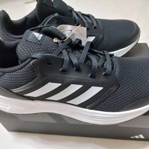 全新 Adidas GALAXY 5 男裝跑鞋 波鞋 運動鞋