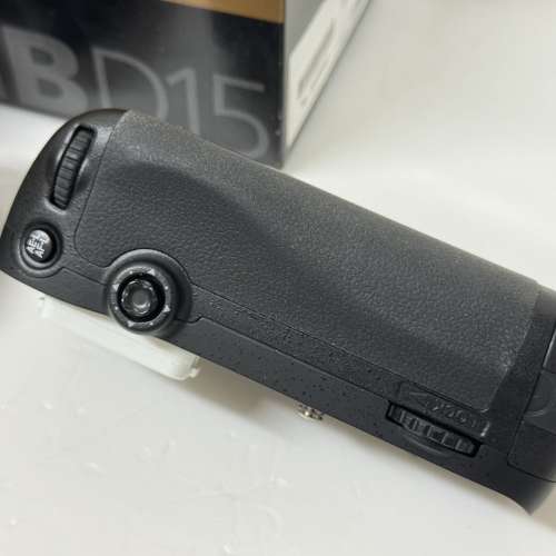 Nikon MB-D15 Battery Grip 電池手柄直倒
