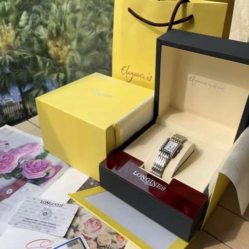 手表 黛绰维纳小方格