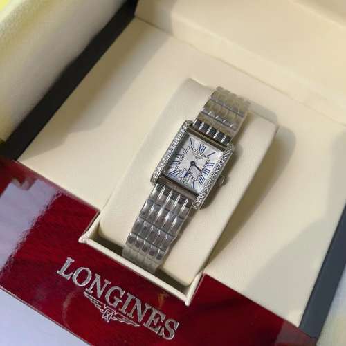 手表 黛绰维纳小方格