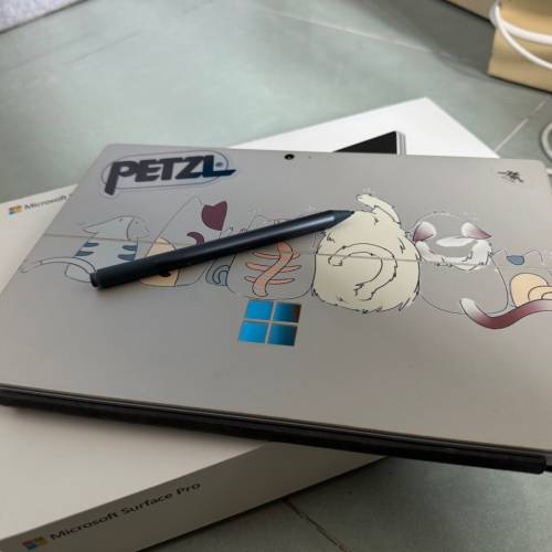 microsoft surface pro 5 - i7 - 16GB RAM