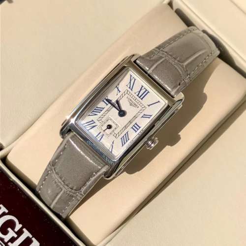 浪琴黛卓维纳系列！女款石英腕表