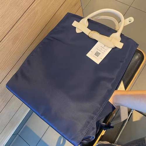 一眼貴氣！ 日本超高級雙肩氣質男女背包牢固~防潑水超輕巨美，可以作為旅行背包，電...