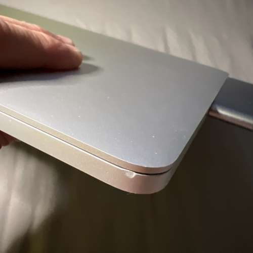 MacBook Pro 13J 2016 15 8GB RAM 512SSD 8+512 Touch Bar