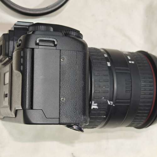 Sigma SA-7 film camera + 28-200 Lens