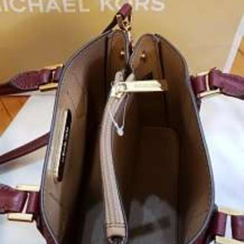 100%新MICHAEL KORS小手袋