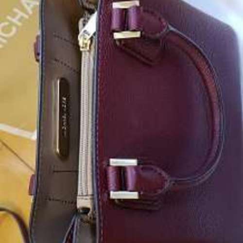 100%新MICHAEL KORS小手袋