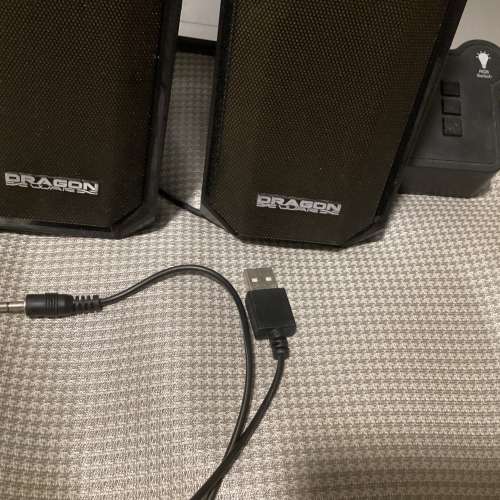 Dragon War SP-030G RGB燈效聲音同步立體聲喇叭