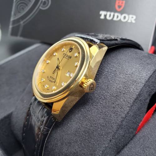 Tudor Glamour Date 53008 (全新陳列品狀態有保養)