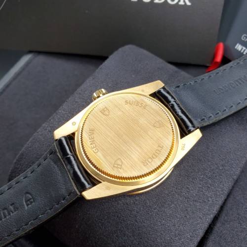 Tudor Glamour Date 53008 (全新陳列品狀態有保養)