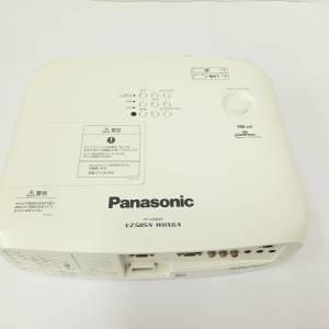 Panasonic PT-VZ585N 3LCD Projector 高清 投影機 WUXGA