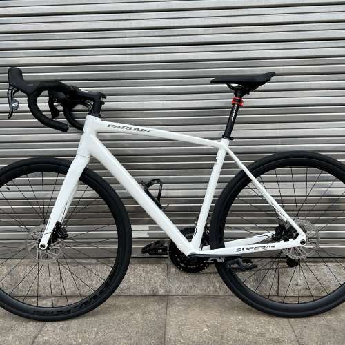 2024 PARDUS SUPER AL 22速 油剎桶軸鋁合金公路車 送水架前後蛙燈