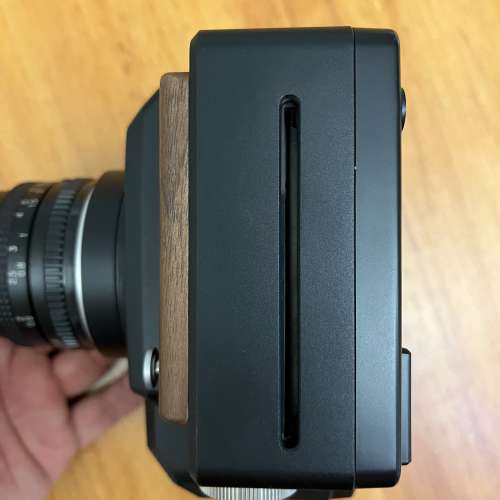 NONS SL660 (Instant Square) + 50/1.8