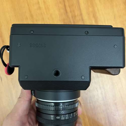 NONS SL660 (Instant Square) + 50/1.8