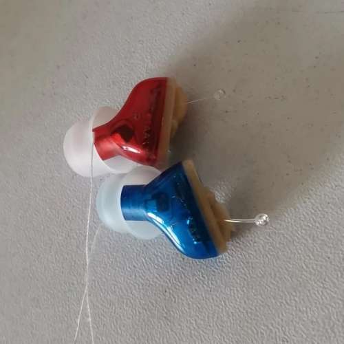 耳聾耳背聽力下降數位隱形助聽器專業迷你尺寸入耳式助聽器助聽器聲音增強器