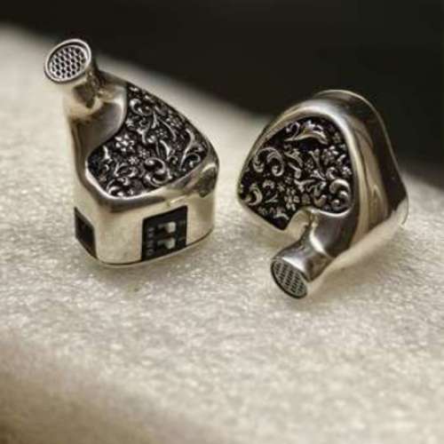 Flipears Artha Argentum