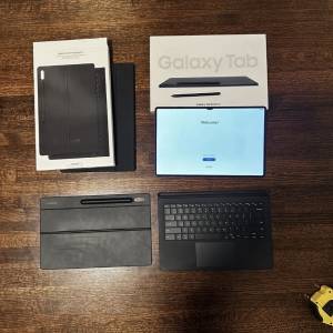 Samsung Galaxy Tab S8 Ultra With official Samsung Keyboard and S pen!