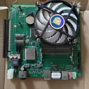 出售i7-9850H 連ITX底板（一體化版）