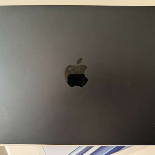 Apple Macbook Air 13” 8+256 M2 午夜暗色手提電腦有盒