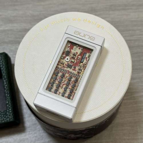 AUNE YUKI 陶瓷基板小尾巴連原裝綠色皮套