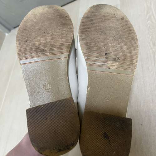 女裝平底鞋37號