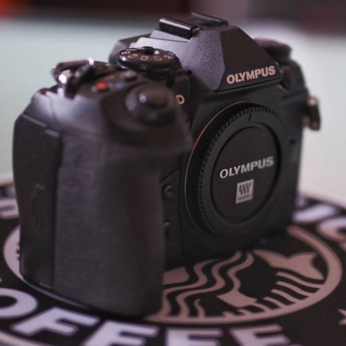 升級出售二手Olympus EM1 Mark 2 相機