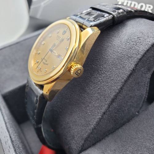 (全新陳列品狀態有5年保養) Tudor Glamour Date 53008