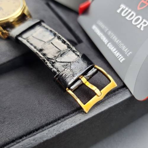 (全新陳列品狀態有5年保養) Tudor Glamour Date 53008