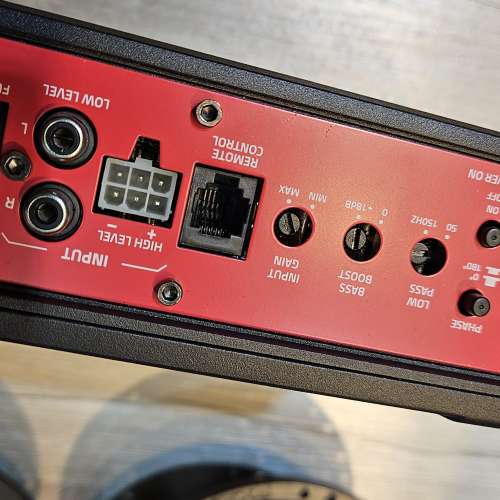 車用一件超低音2隻Focal-165A喇叭