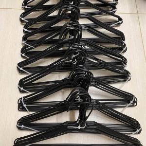 ( new ) hanger , 成人衣架 40cm , $10/10pcs