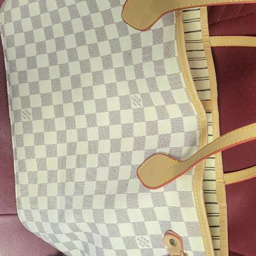 手袋，九成新(代友賣)