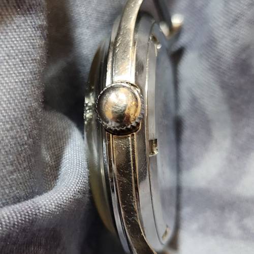 50年代瑞士gala(卡萊)軍錶