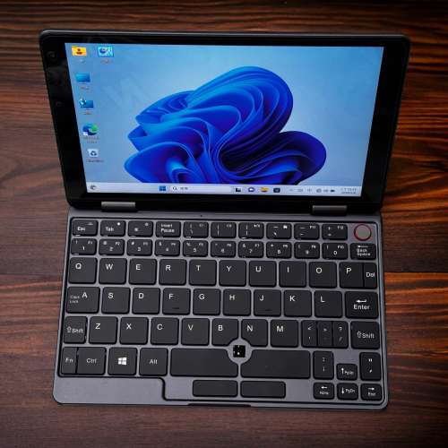 Chuwei/馳為 MiniBook 8-inch Touch 360