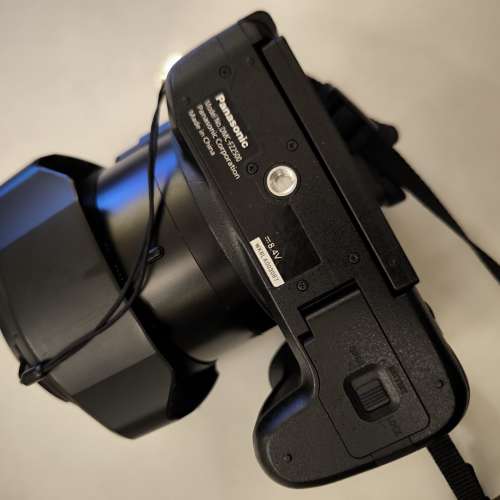 Panasonic FZ 2500