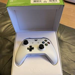 Xbox one X 手掣