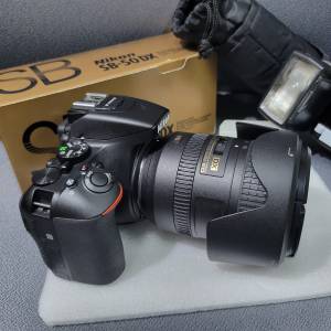 Nikon D5600 + Nikkor 18-200 VRII