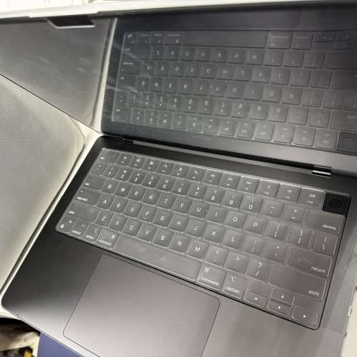 14-inch MacBook Pro - Space Black 11C/14C GPU/18G/512G-I