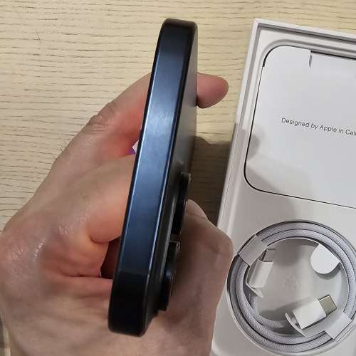 99.9% new iPhone 15 Pro Max 1T 藍色