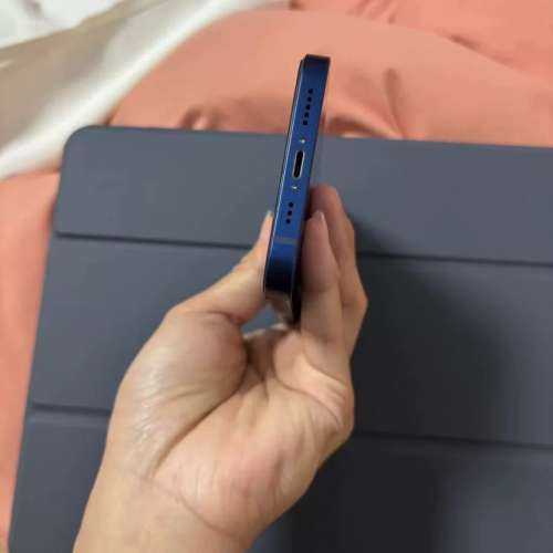 iPhone 12 256G 電池健康100%，買返嚟極少用