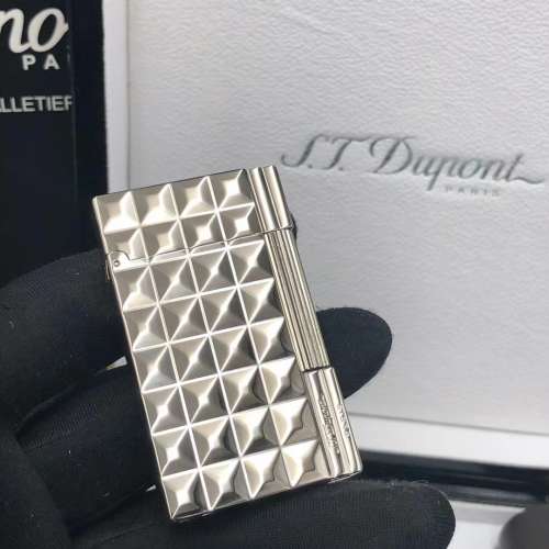 Dupont火機套裝（保養証， invoice, 火石）， sf,面交