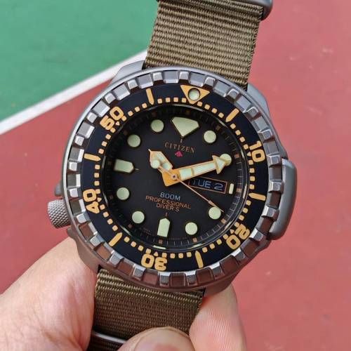 罕有～古董 日本製 Citizen 星辰 鈦殼左霸 800m 石英深潛手錶～not rolex omega