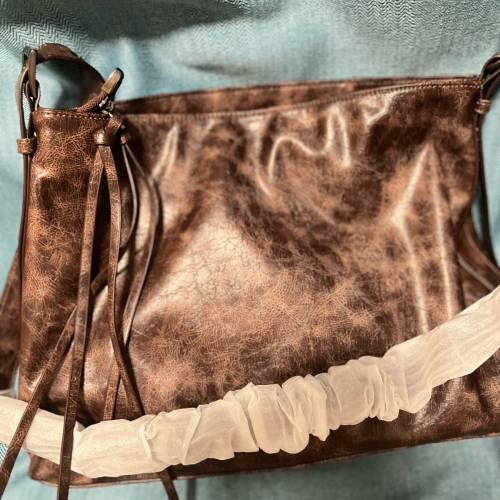 全新 牛皮復古 離家出走袋 可單肩斜孭 冇盒 $150