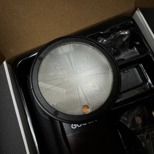 神牛 Godox V1 閃光燈 canon mount (適合R3, R6, R5, R7, R8…)