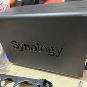 Synology DS218+ 「沒有膠殼面版」