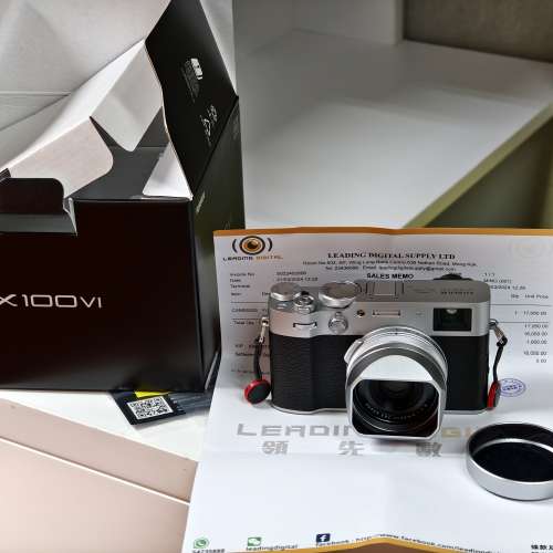 Fujifilm X100 VI ，銀色，有水鋪單，3/21買