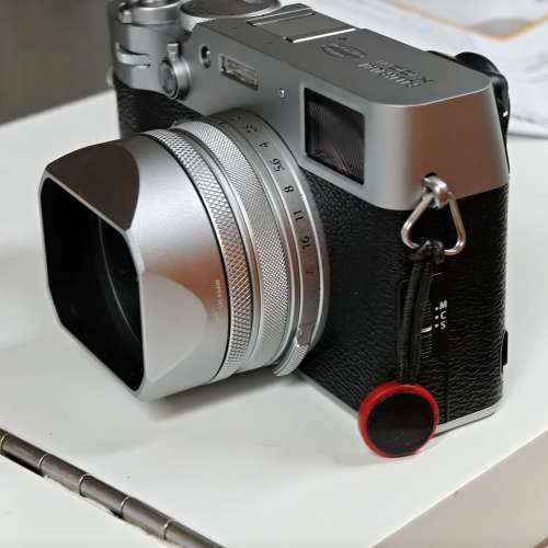 Fujifilm X100 VI ，銀色，有水鋪單，3/21買