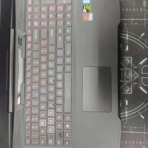 Intel® Core™ i7-6700 電競筆記本電腦，頂配 16G ddr4 記憶體， samsung 870 evo...