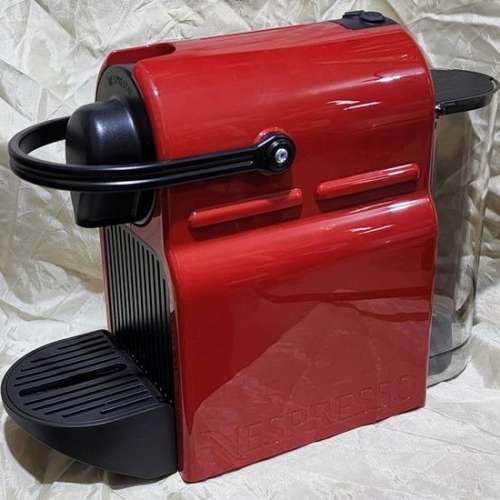 有問題NESPRESSO INISSIA C40 膠囊咖啡機