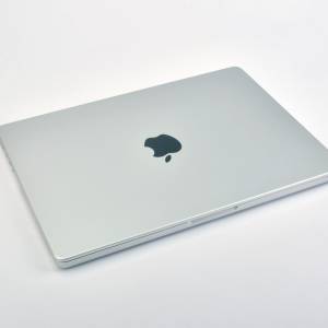 MacBook Pro M1 Pro 14吋 16GB/ 512GB 2021, 有盒有火牛, 新淨企理無花，換機所以放...